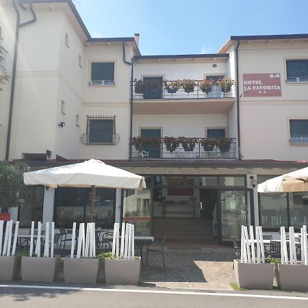 פסקיארה דל גארדה Hotel La Favorita מראה חיצוני תמונה