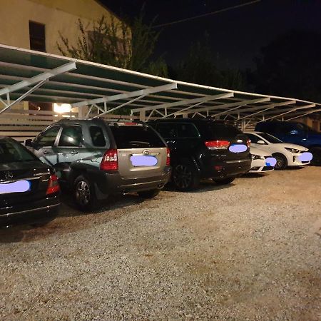 פסקיארה דל גארדה Hotel La Favorita מראה חיצוני תמונה