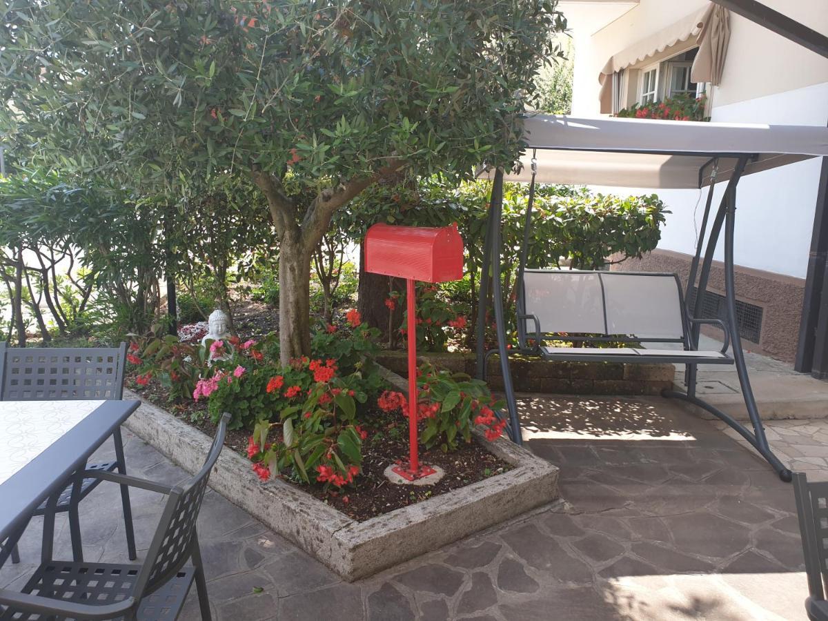 פסקיארה דל גארדה Hotel La Favorita מראה חיצוני תמונה