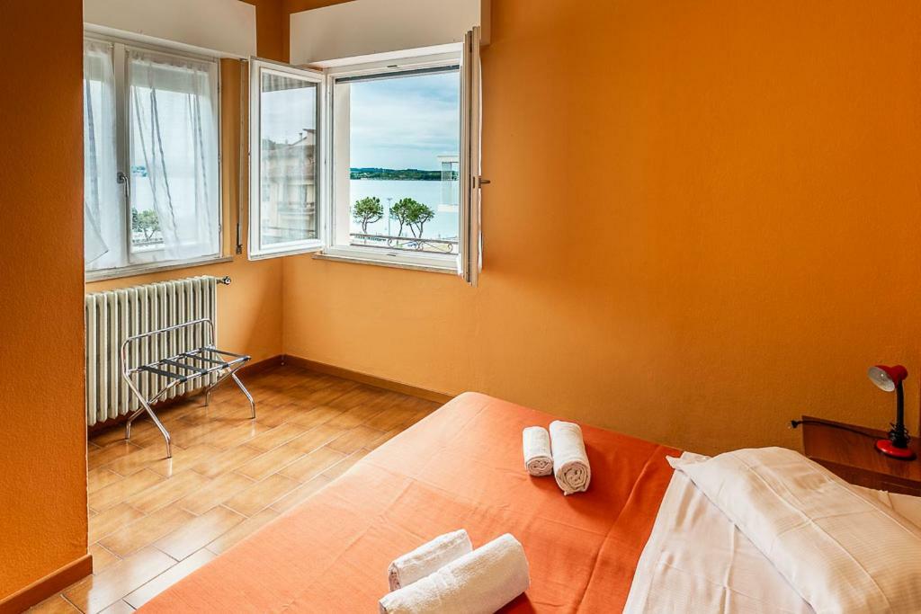 פסקיארה דל גארדה Hotel La Favorita מראה חיצוני תמונה