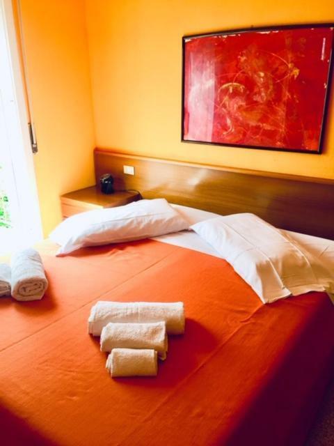פסקיארה דל גארדה Hotel La Favorita מראה חיצוני תמונה